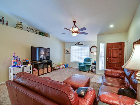3rd image of 5807 E Fox St