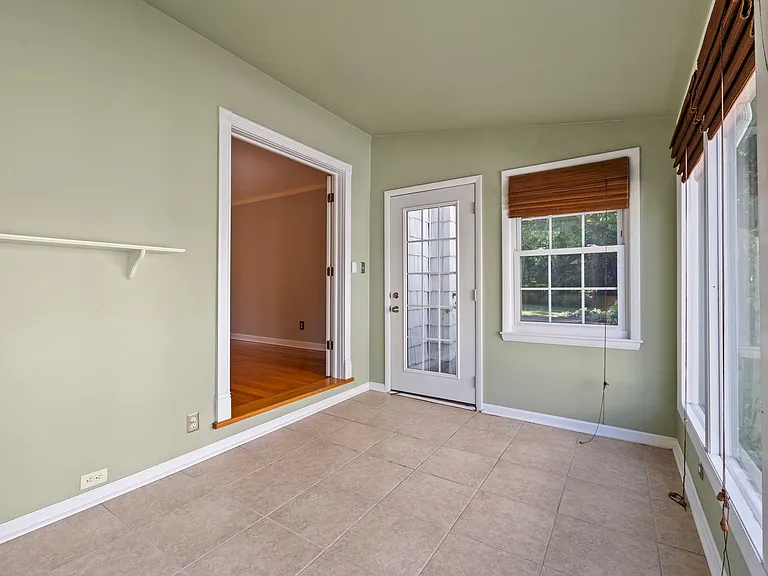 181 Amazon Pl — Photo 17