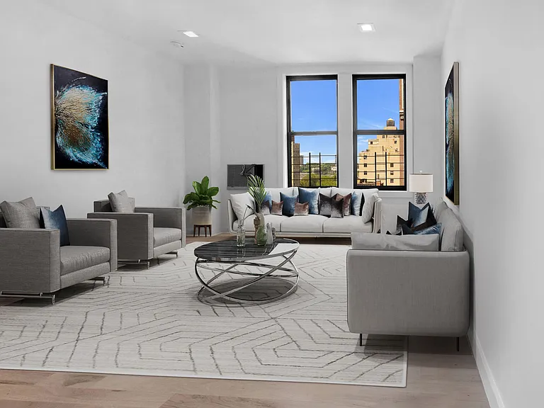 740 W End Ave #81 — Photo 1