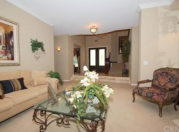 5th image of 1058 Fuller Dr