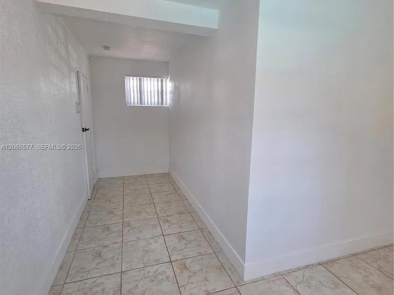 10500 SW 30th St — Photo 33