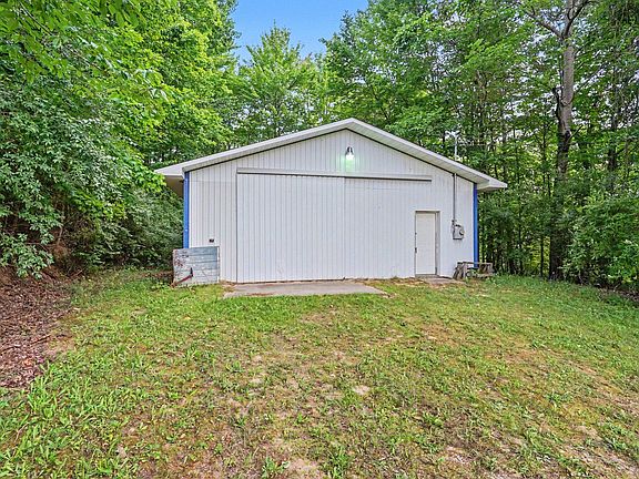 4th image of 4660 E Beyer Rd