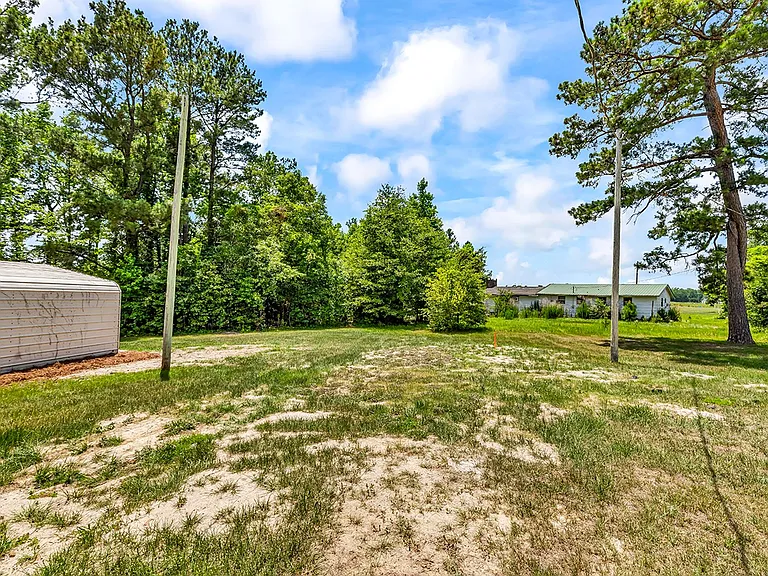 1354 Rogers Rd — Photo 7