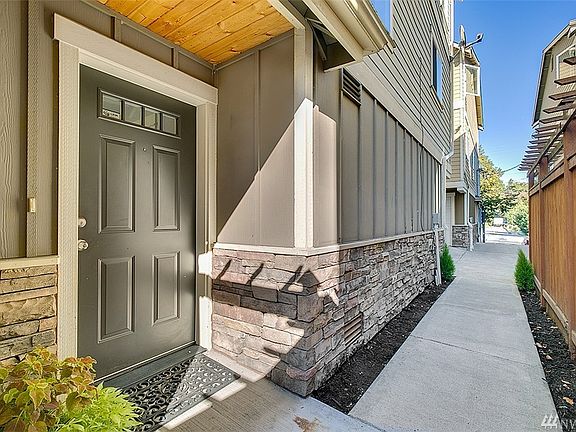 2nd image of 5973B Rainier Ave S