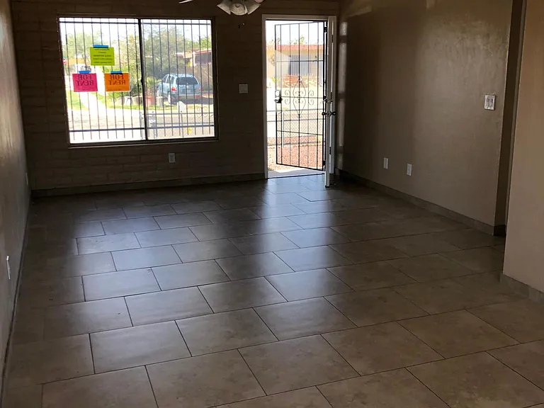 3639 S Atlin Ave — Photo 8