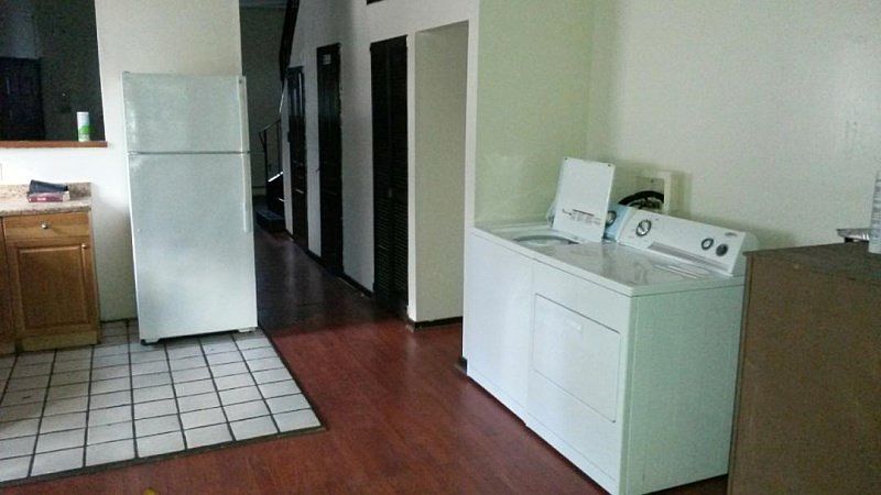 2nd image of 2654 Gerritt St