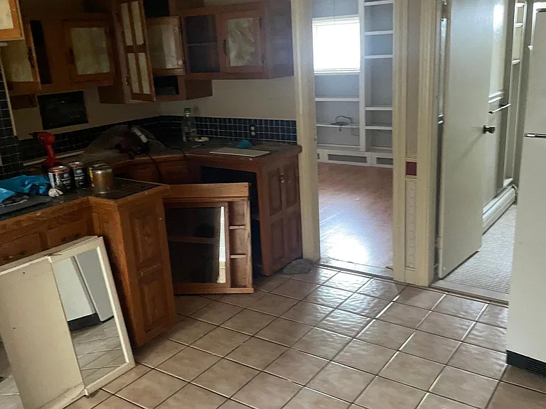 6 Geneva St #1 — Photo 5