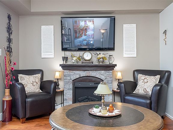 4th image of 1315 Esquimalt Rd #312