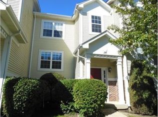 443 Holiday Ln, Hainesville, IL 60073