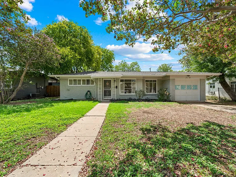 314 Barbara Dr — Photo 2