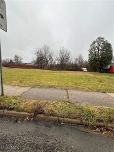 2419/2423 Mahoning Ave, Youngstown, OH, 44509