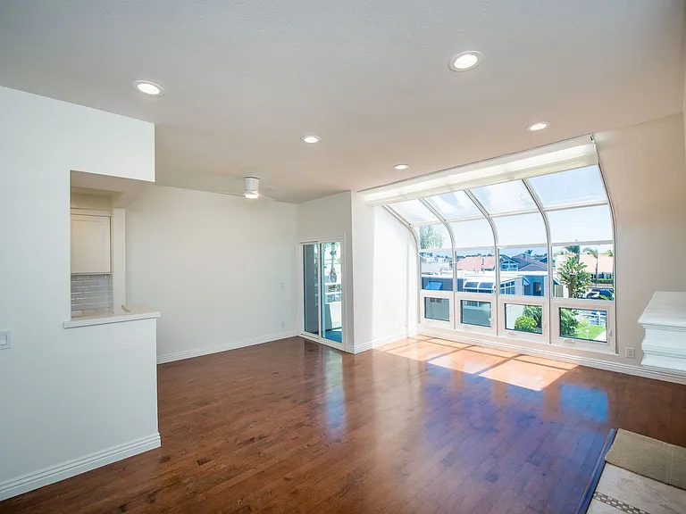 3299 Tempe Dr — Photo 6