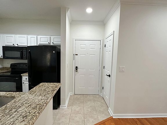3rd image of 4550 Strutfield Ln APT 2313