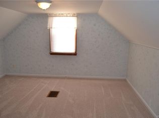 33 Tussing Ln, Tonawanda, NY 14150