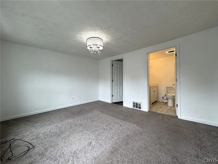 318 W Hoard St — Photo 27