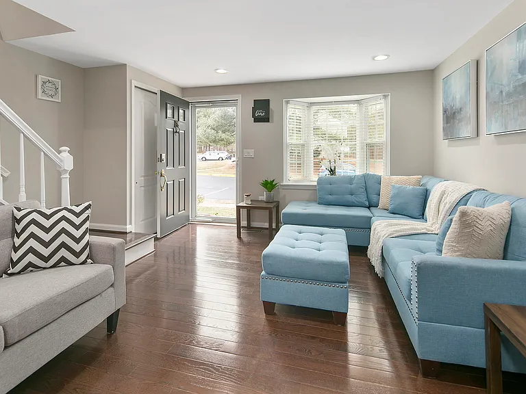 19 Palmer Ct — Photo 2