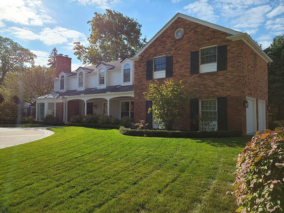 2nd image of 75 S Deeplands Village Of Grosse