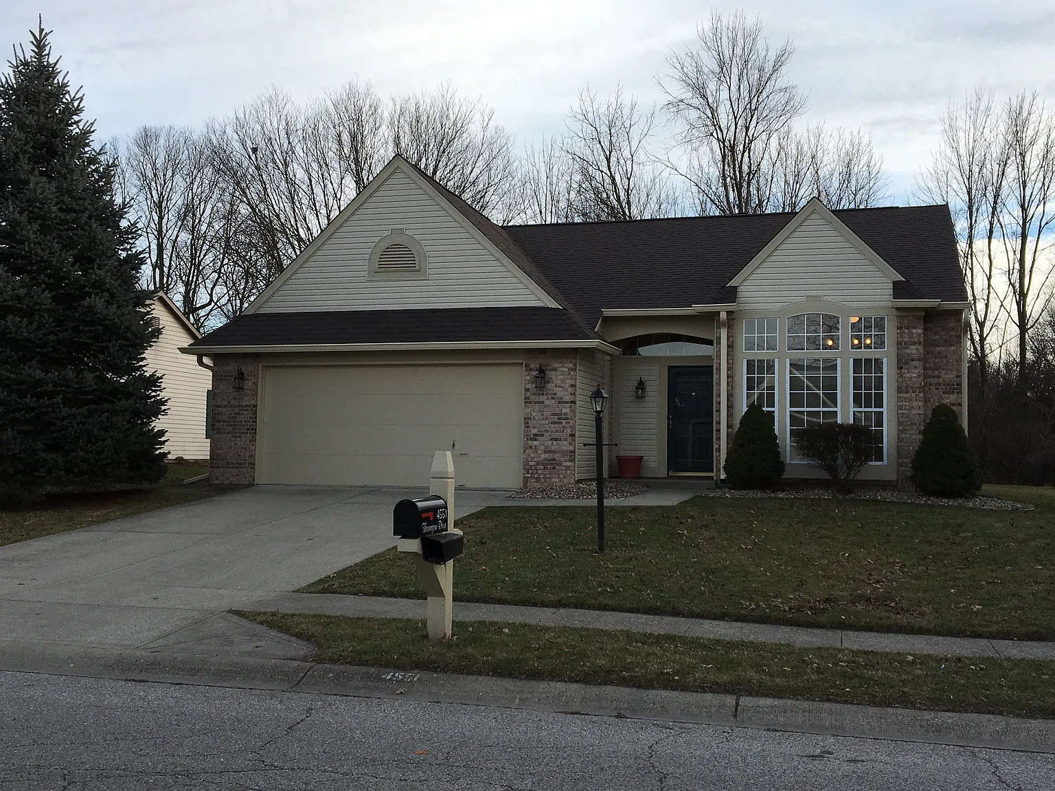4551 Tarragon Dr photo 1