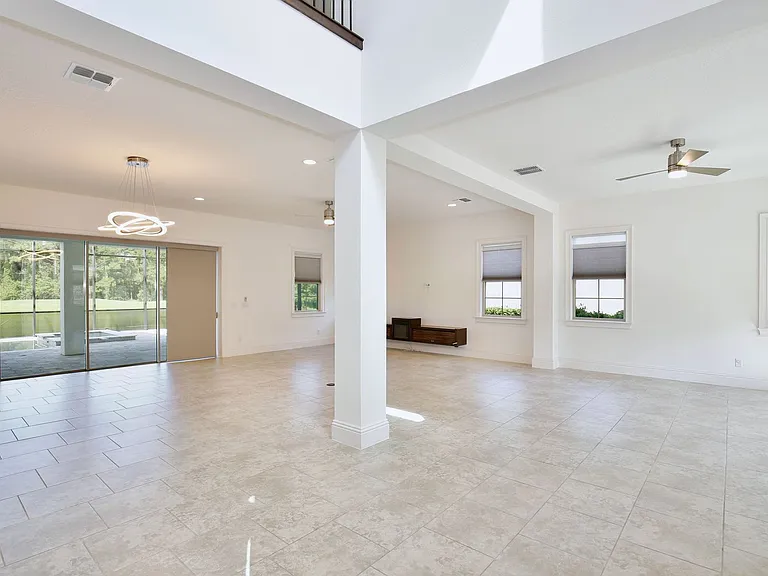 10822 Mobberley Cir — Photo 3