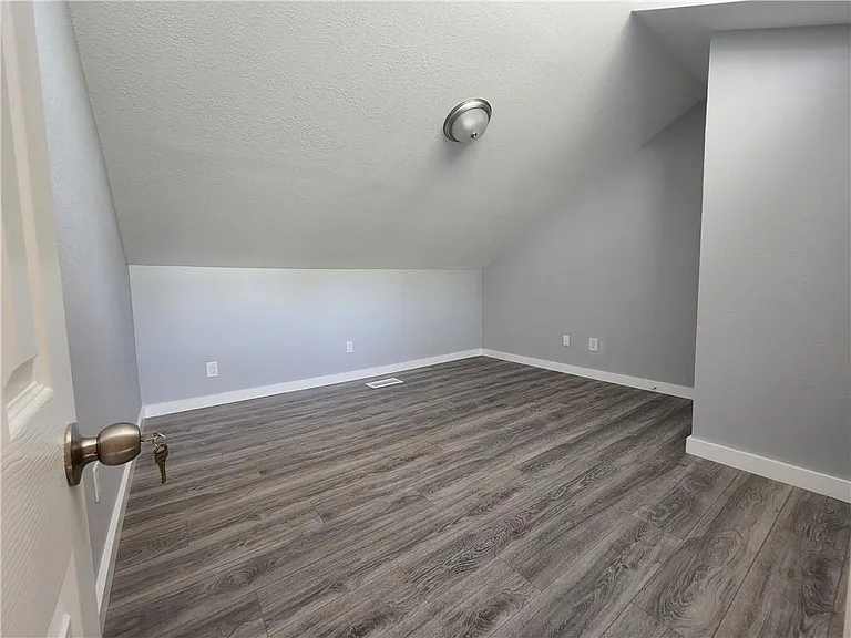 2815 Rio Grande St #215 — Photo 9