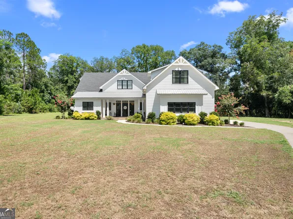121 Hinterland Trl, Statesboro, GA 30458