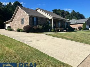 318 Mapleleaf Cir, Hot Springs, AR 71901