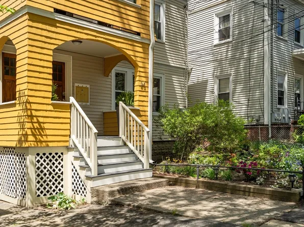 26 Cherry St #1, Somerville, MA 02144