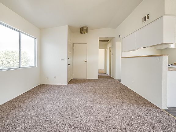 5th image of 501 Van Dornum Ave