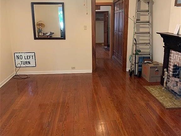 5th image of 215-17 Hesper Ave