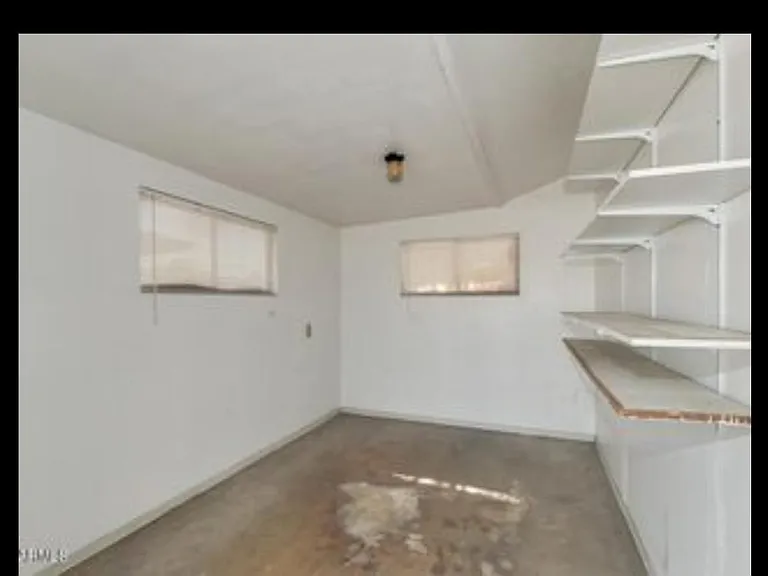 12036 N 103rd Ave — Photo 3