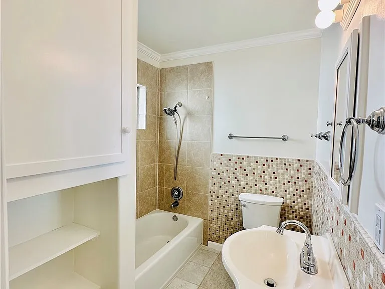 216 Avenida Cabrillo — Photo 10