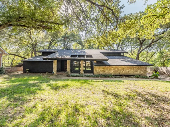 2000 Mill Creek Dr, Arlington, TX 76010
