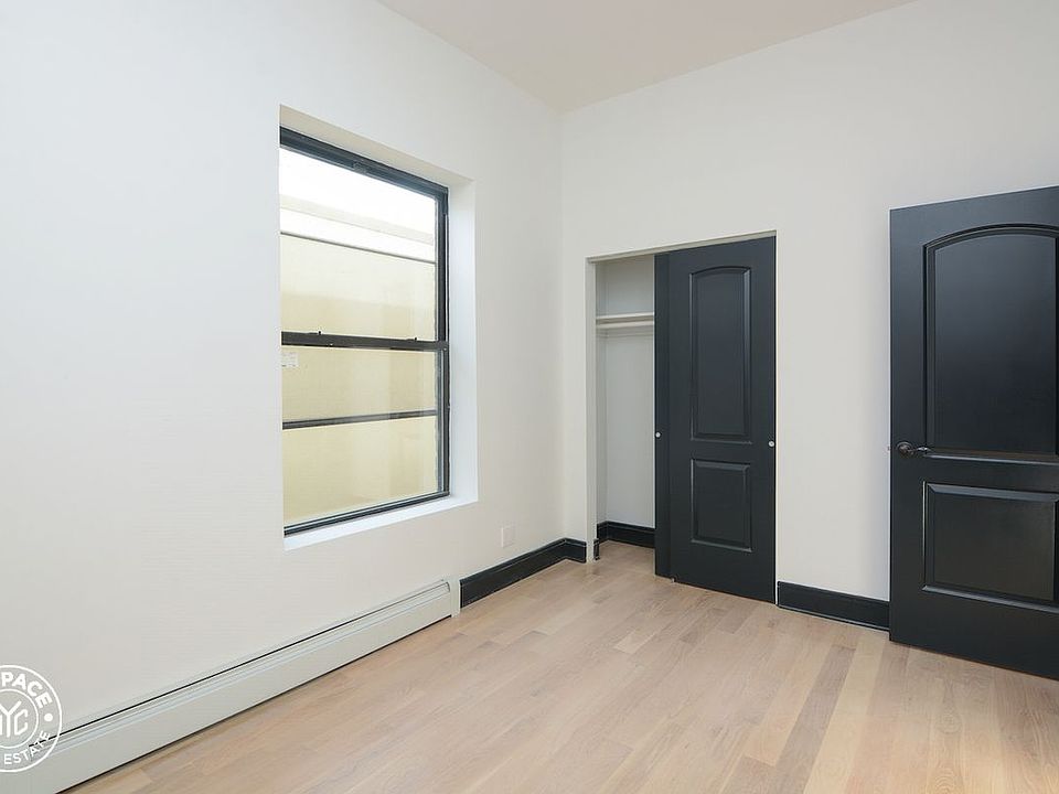 2nd image of 44 Macdonough St APT 1A