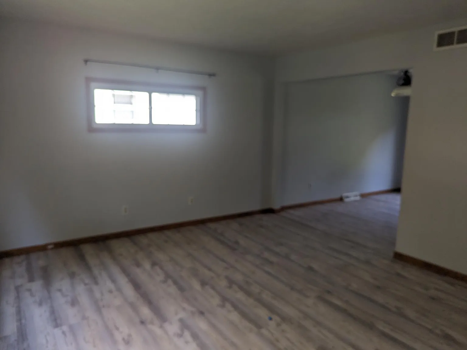 2 bed, 1.5 bath, 1000 sqft, $1,350 — Photo 2