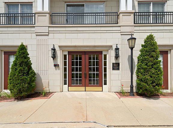 2nd image of 446 McDaniels Cir APT 205
