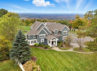 17 Peak Rd, Wilbraham, MA 01095