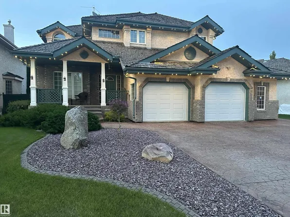 170 Blackburn Dr, Edmonton, AB T6W 1B6