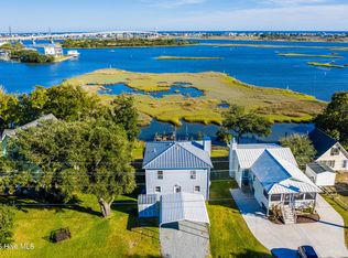 544 Little Kinston Rd, Surf City, NC 28445