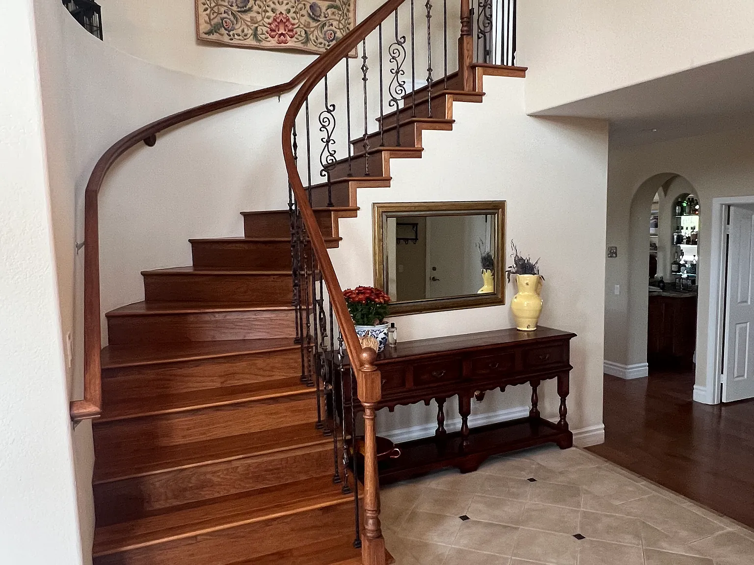5 bed, 3277 sqft, $8,000 — Photo 4