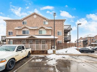 89 Goodwin Dr #5, Barrie, ON L4N 6K4
