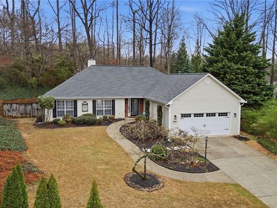 5445 Cowart Ct, Cumming, GA 30040