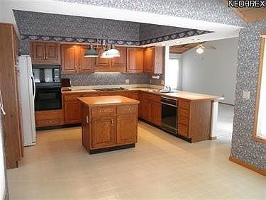 2nd image of 6670 Shannon Ln Unit 6670
