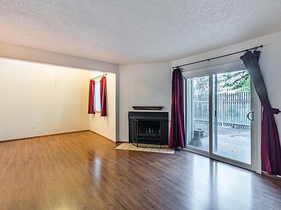 5th image of 5220 Lake Knoll Ln