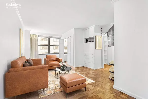 Sold by Sotheby's International Realty | media 15