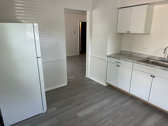5th image of 102 Lemans Dr #3