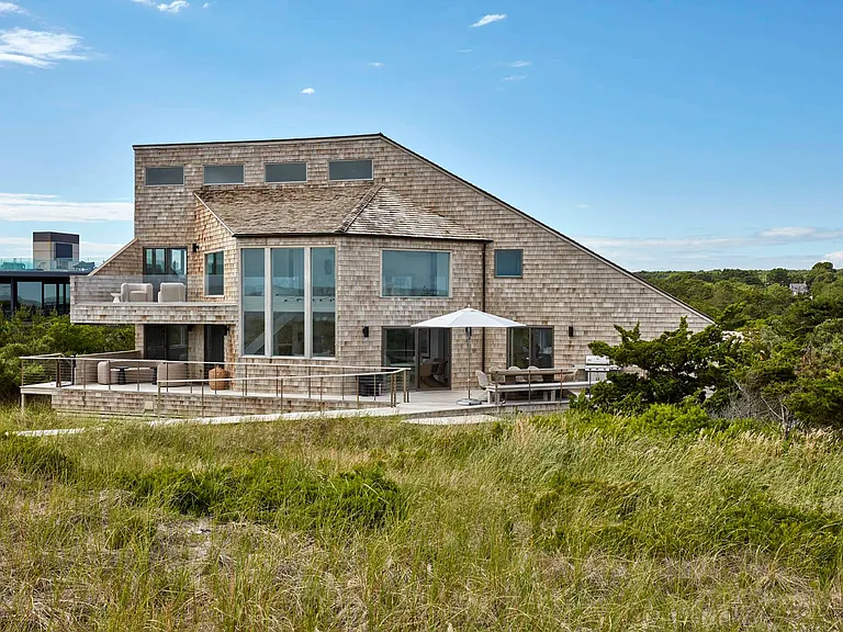 255 Marine Blvd — Photo 22