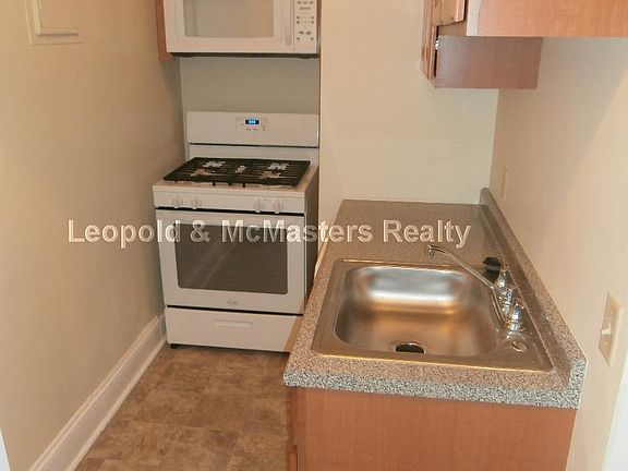 4th image of 223 Essex St APT 23C