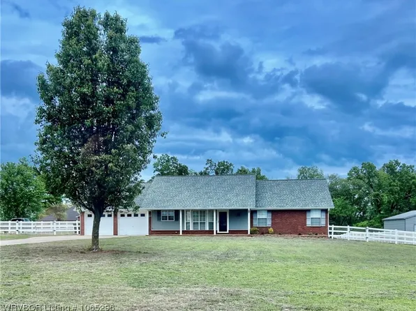 414 Fine Ranch Dr, Alma, AR 72921