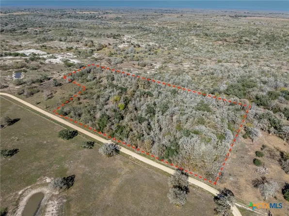 N Landmart Loop, Smiley, TX 78159