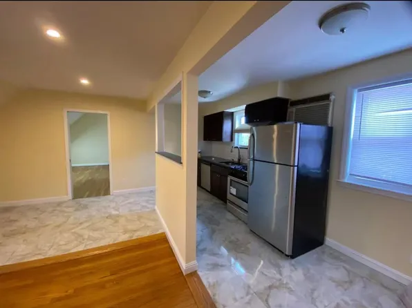 (undisclosed Address), Little Neck, NY 11362